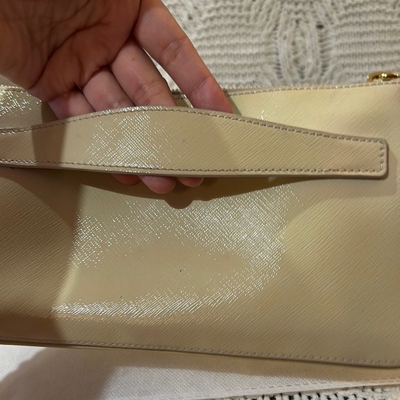 Prada Bag - Picture 13 of 17